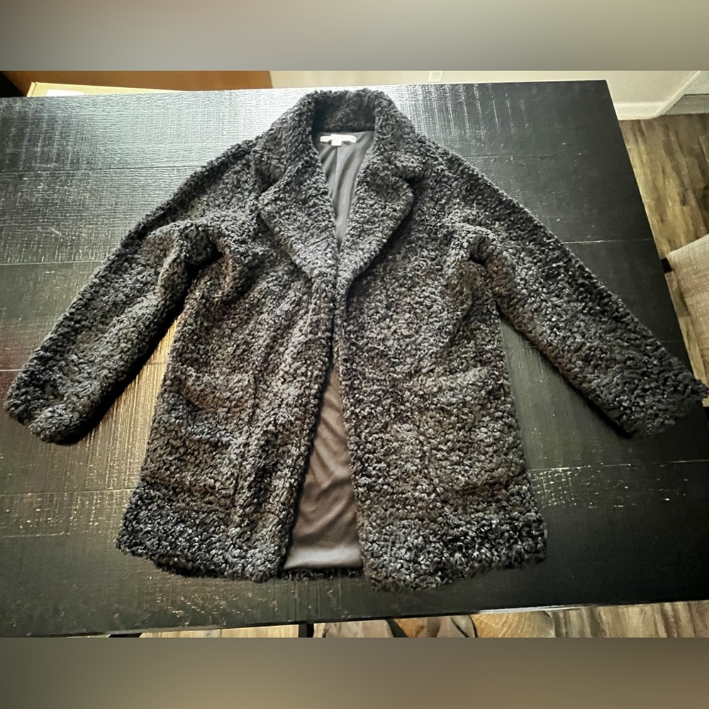 Black shaggy jacket size L